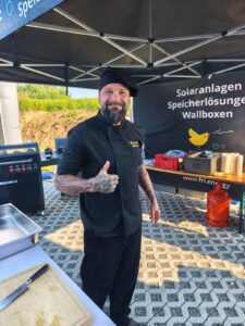 Der Broiler Baron freut sich über den gelungenen Abend